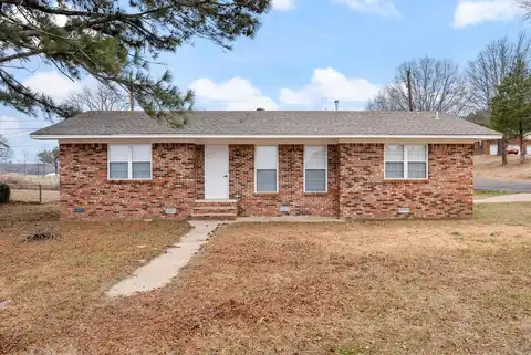 113 S Crestliner, Morrilton, AR 72110