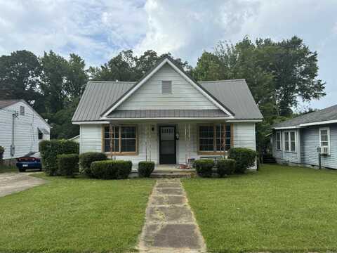 922 Lyons, Camden, AR 71701