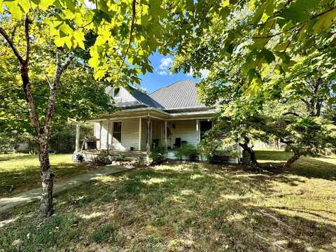 430 Gilmer Avenue, Glenwood, AR 71943