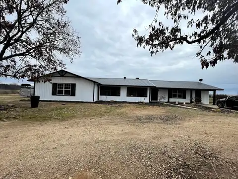 552 Strawberry Road, Delight, AR 71940