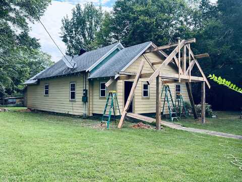 209 Ridge Ave, Mena, AR 71953