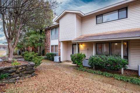 29 Hampshire Circle, Little Rock, AR 72212