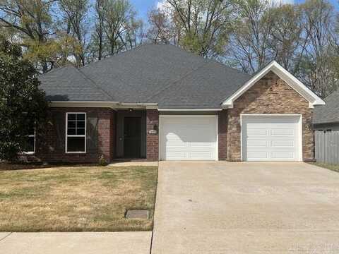 1980 Massee Gardens, Conway, AR 72034