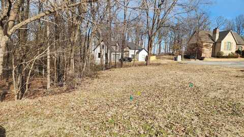 900 Rolling Forest Dr, Jonesboro, AR 72404