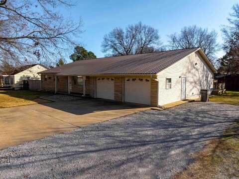 717 W 6th Street, Newark, AR 72562