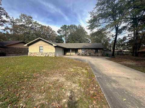 6 Independence Avenue, White Hall, AR 71602