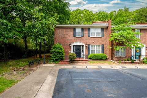 520 Cambridge Place Dr, Little Rock, AR 72227