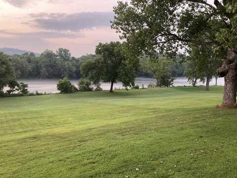 146 Shipps Landing Court, Norfork, AR 72658