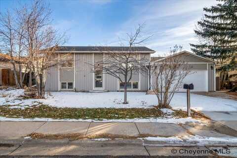 4302 Cheyenne DR, Laramie, WY 82072