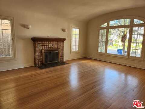 459 N Formosa Ave, Los Angeles, CA 90036