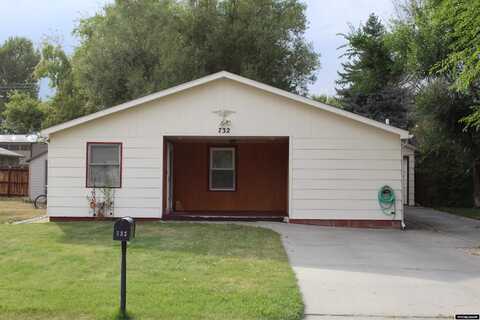 732 N Carrington Avenue, Buffalo, WY 82834