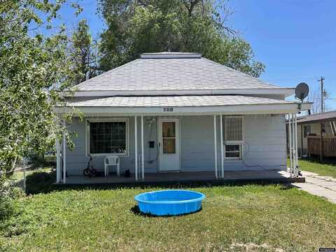 411 Clark Street, Thermopolis, WY 82443