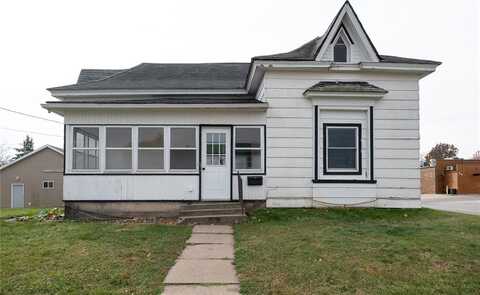 214 W 8th Street, Vinton, IA 52349