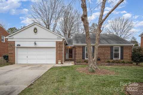 11113 Coachman Circle, Charlotte, NC 28277