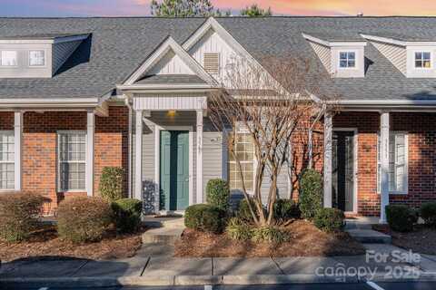 3549 Creeping Flora Lane, Charlotte, NC 28216