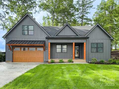 44 Skylar Lane, Mills River, NC 28759