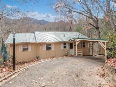 174 Pleasant Ridge Drive, Maggie Valley, NC 28751