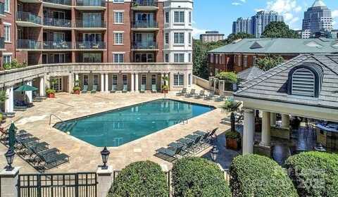 300 W 5th Street, Charlotte, NC 28202