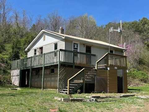 14 Dry Leaf Road, Alexander, NC 28701