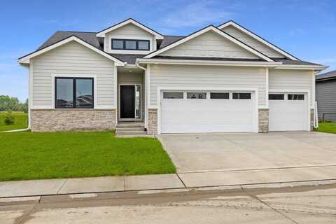 9006 Beery Place, Johnston, IA 50131