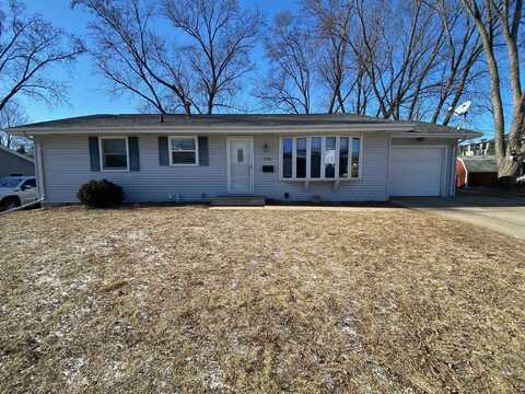 2145 Key Way, Dubuque, IA 52002