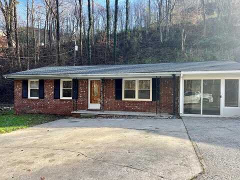 1108 Forest Park Lane, Paintsville, KY 41240