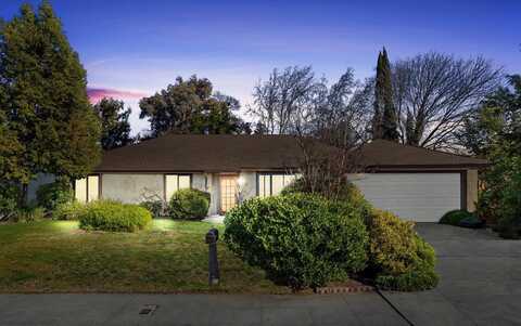 3093 Fowler Avenue, Clovis, CA 93611