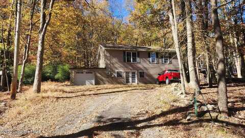 1093 Maple Lake Drive, Bushkill, PA 18324