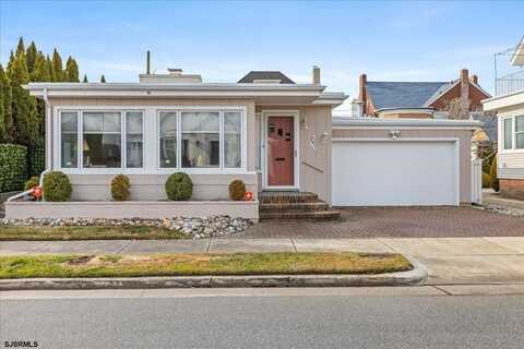 2 N Pembroke Ave, Margate City, NJ 08402