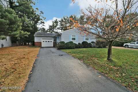 7 Norwich Drive, Toms River, NJ 08757