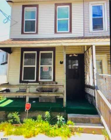 26 1/2 S Georgia Ave, Atlantic City, NJ 08401