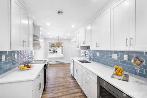 187 NEWPORT Road, Monroe, NJ 08831
