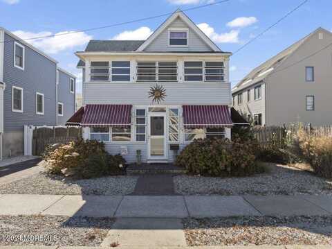 24 Philadelphia Avenue, Lavallette, NJ 08735