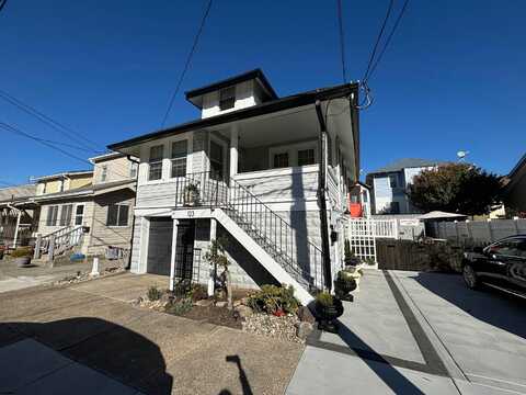 123 N Avolyn Ave, Ventnor City, NJ 08406