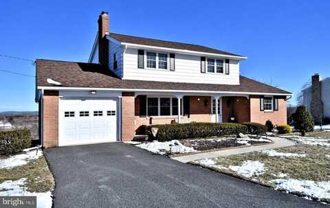 2711 KUTZTOWN ROAD, PENNSBURG, PA 18073