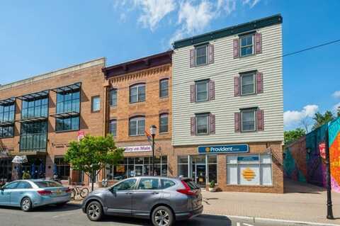 28 W Main St, Somerville, NJ 08876