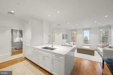 1901 WALNUT STREET, PHILADELPHIA, PA 19103