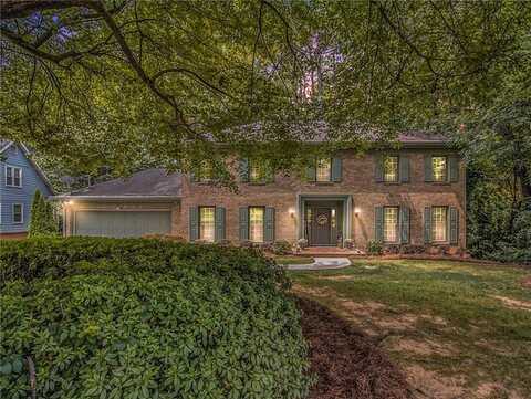 2982 Huntshire Place, Atlanta, GA 30340