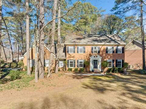 5321 Lanford Springs Court SW, Lilburn, GA 30047