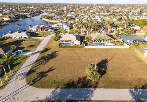 5308 SW 17th Place, Cape Coral, FL 33914