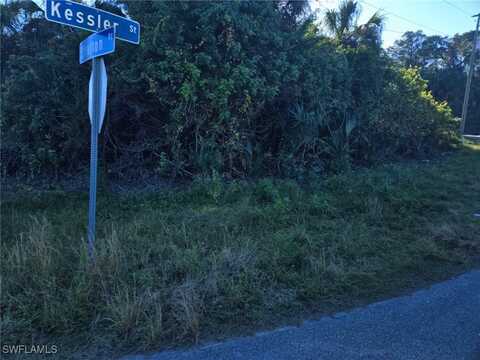 undefined, Fort Myers, FL 33905
