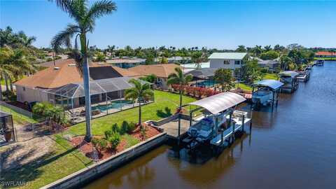 4212 SE 8th Place, Cape Coral, FL 33904