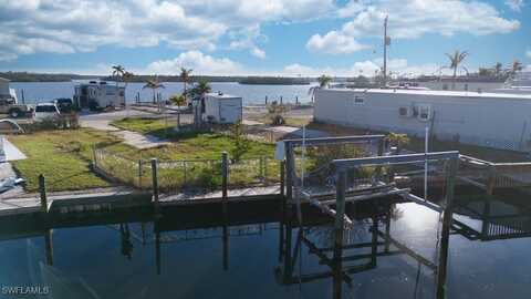 23 Emily Lane, Fort Myers Beach, FL 33931