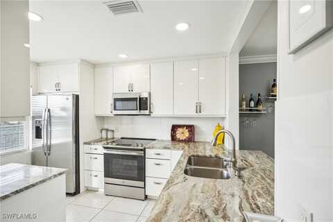 1519 Cape Coral Parkway W, Cape Coral, FL 33914