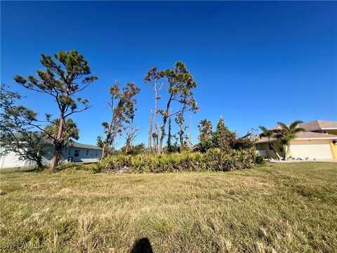 84 Fairway Road, Rotonda West, FL 33947