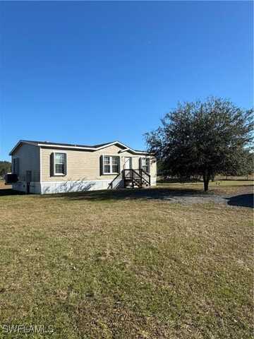 145 N Granja Street, Clewiston, FL 33440