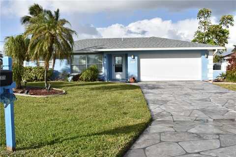 2035 SE 25th Lane, Cape Coral, FL 33904