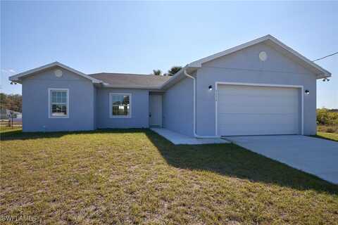 1111 W Leader Court, Labelle, FL 33935