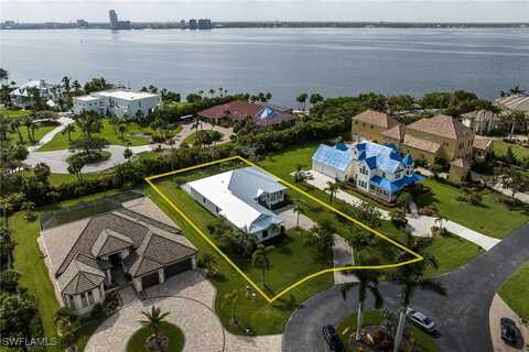 12630 Panasoffkee Drive, North Fort Myers, FL 33903