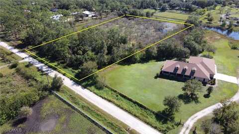 9750 Quail Hollow Road, North Fort Myers, FL 33917